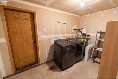 219 NE 18th Ave, Camas, WA 98607 - Photo 16