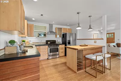 6035 N Atlantic Ave, Portland, OR 97217 - Photo 16