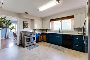 525 10th St, Springfield, OR 97477 - Photo 16