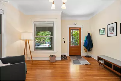 2925 NW Raleigh St, Portland, OR 97210 - Photo 2