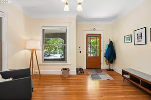 2925 NW Raleigh St, Portland, OR 97210 - Photo 2