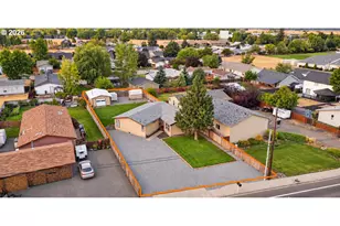 2213 Gekeler Ln, La Grande, OR 97850 - Photo 2