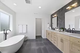 3445 Summit Sky Blvd, Eugene, OR 97405 - Photo 18