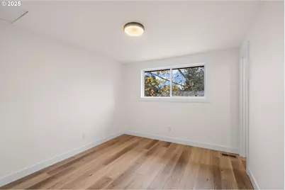 2554 SE Buttercup Ct, Hillsboro, OR 97123 - Photo 40