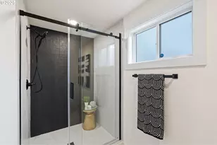 2554 SE Buttercup Ct, Hillsboro, OR 97123 - Photo 30