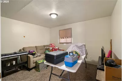 1791 NW 11th St, Hermiston, OR 97838 - Photo 8