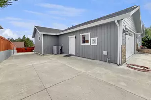 7175 Vista Ridge Dr, Brookings, OR 97415 - Photo 32