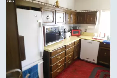 117 N Main St, Milton-Freewater, OR 97862 - Photo 14