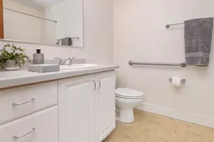 9310 SW 18th Pl, Portland, OR 97219 - Photo 28