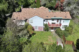 9310 SW 18th Pl, Portland, OR 97219 - Photo 36