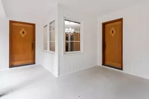 9310 SW 18th Pl, Portland, OR 97219 - Photo 6