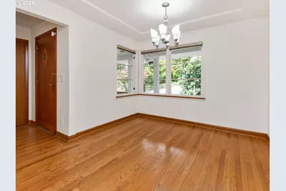 9310 SW 18th Pl, Portland, OR 97035 - Photo 14