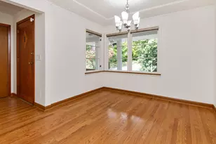 9310 SW 18th Pl, Portland, OR 97035 - Photo 14