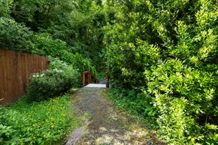 9310 SW 18th Pl, Portland, OR 97219 - Photo 38
