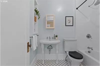 7515 SE Martins St, Portland, OR 97206 - Photo 20
