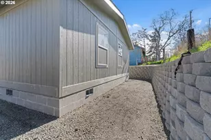 2208 W 10th St, The Dalles, OR 97058 - Photo 26