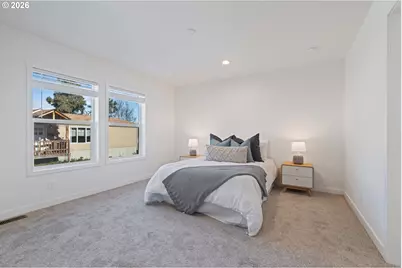 2208 W 10th St, The Dalles, OR 97058 - Photo 8