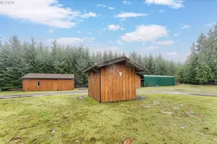 51720 NW Hayward Rd, Manning, OR 97125 - Photo 26