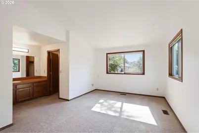25 Aquinas St, Lake Oswego, OR 97035 - Photo 14