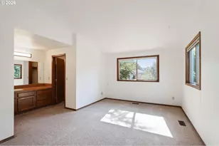 25 Aquinas St, Lake Oswego, OR 97035 - Photo 14