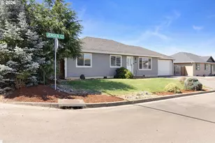 108 Jensen Ct, Roseburg, OR 97471 - Photo 28