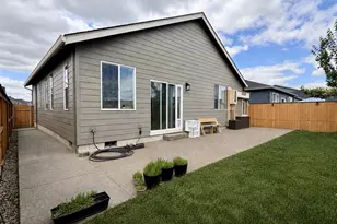 438 Greencrest St NE, Salem, OR 97301 - Photo 32