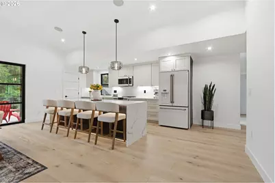 10000 SW 25th Ave, Portland, OR 97219 - Photo 12