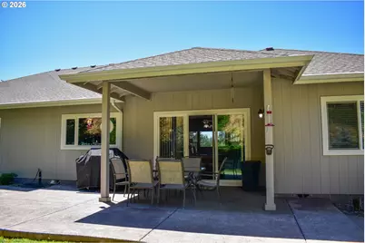 799 Three Pines Rd, Grants Pass, OR 97526 - Photo 18