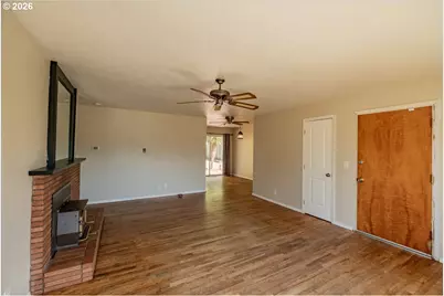 509 S 18th St, Philomath, OR 97370 - Photo 4