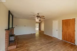 509 S 18th St, Philomath, OR 97370 - Photo 4