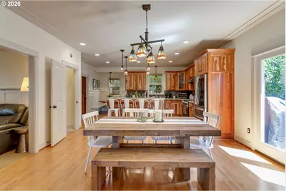 2939 SW Custer St, Portland, OR 97219 - Photo 10