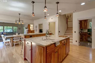 2939 SW Custer St, Portland, OR 97219 - Photo 16