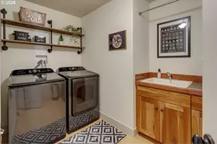 2939 SW Custer St, Portland, OR 97219 - Photo 32