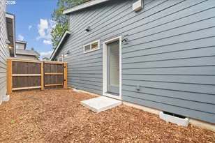 12312 Meadowlawn Dr, Oregon City, OR 97045 - Photo 22