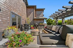 1495 8th St, Bandon, OR 97411 - Photo 14