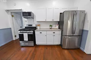 590 17th St, Astoria, OR 97103 - Photo 6