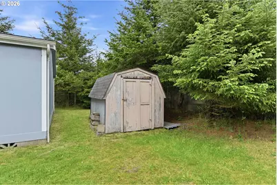 63403 Jerome Rd, Coos Bay, OR 97420 - Photo 32