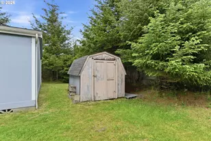 63403 Jerome Rd, Coos Bay, OR 97420 - Photo 32