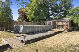 2221 SW Indian Mary Ct, Troutdale, OR 97060 - Photo 38