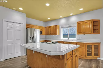 11415 SE Highland Loop, Clackamas, OR 97015 - Photo 18