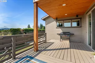 945 Makena Ln, Hood River, OR 97031 - Photo 38