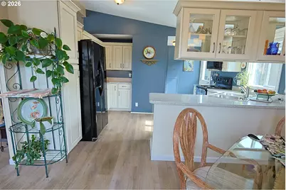 529 Puerto Vista Dr, Coos Bay, OR 97420 - Photo 10