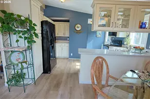 529 Puerto Vista Dr, Coos Bay, OR 97420 - Photo 10