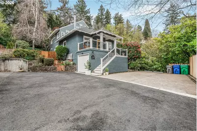 1361 SW Broadway Dr, Portland, OR 97201 - Photo 2