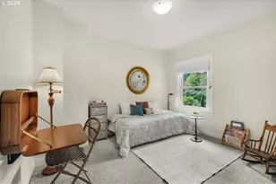 1361 SW Broadway Dr, Portland, OR 97201 - Photo 30