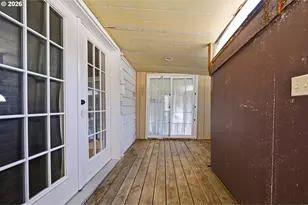 1404 NW Wallace Rd, McMinnville, OR 97128 - Photo 6