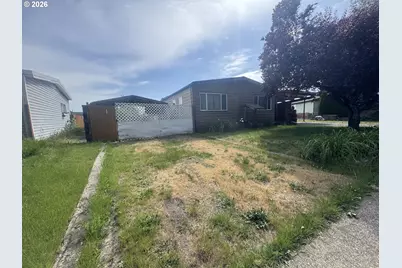 1404 NW Wallace Rd, McMinnville, OR 97128 - Photo 2