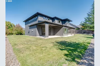 2650 NW Mt Ashland Dr, McMinnville, OR 97128 - Photo 32