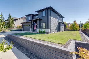 2650 NW Mt Ashland Dr, McMinnville, OR 97128 - Photo 2