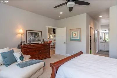 1788 NE Reagan Dr, Roseburg, OR 97470 - Photo 30